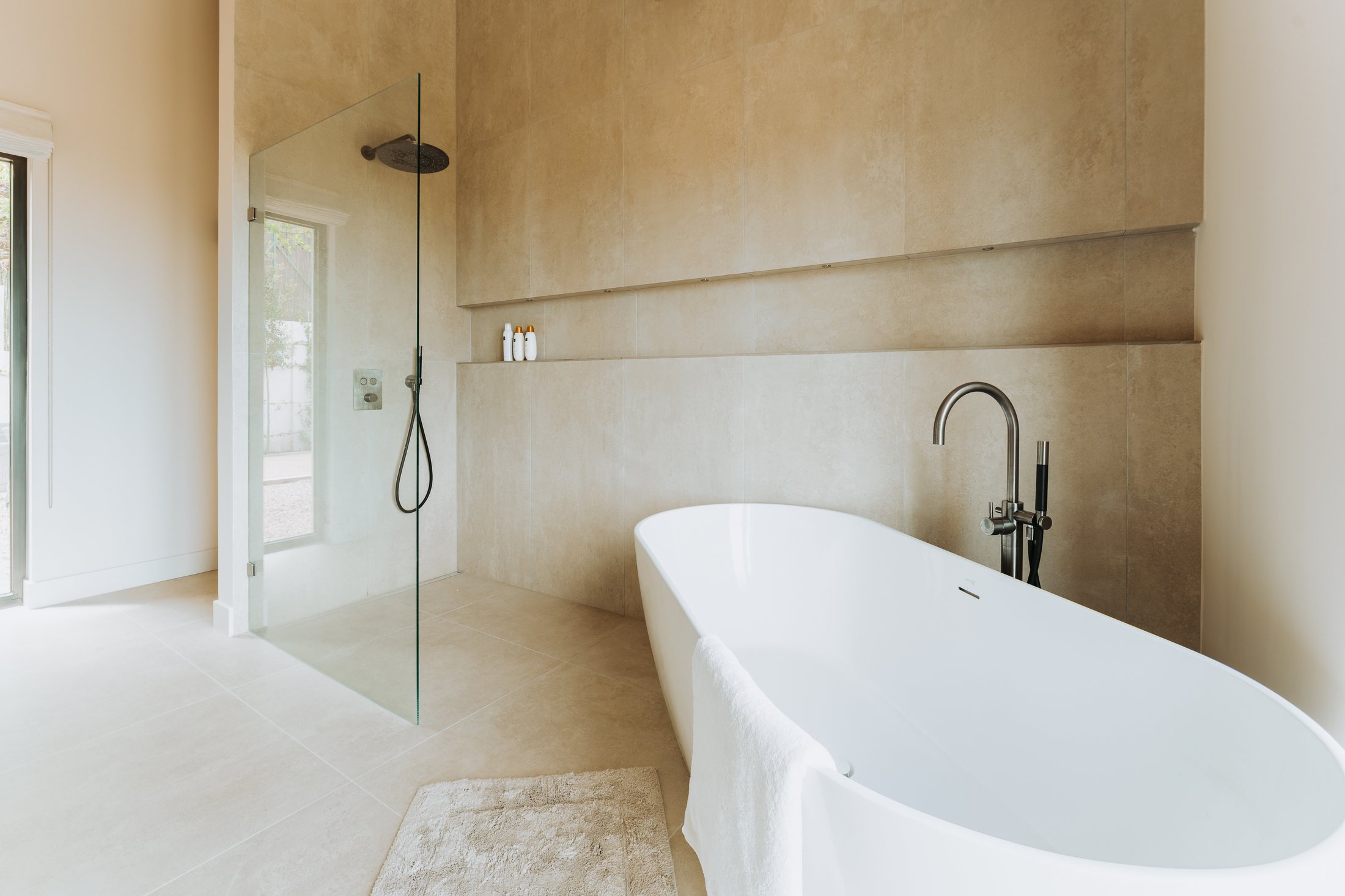Badkamer renovatie met vrijstaand bad
